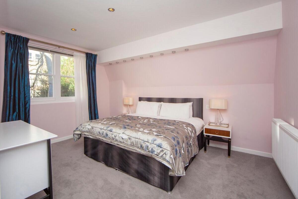 ※ Spacious Georgian Coach House & With Parking Bath Luaran gambar