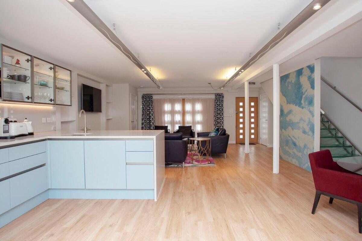 ※ Spacious Georgian Coach House & With Parking Bath Luaran gambar