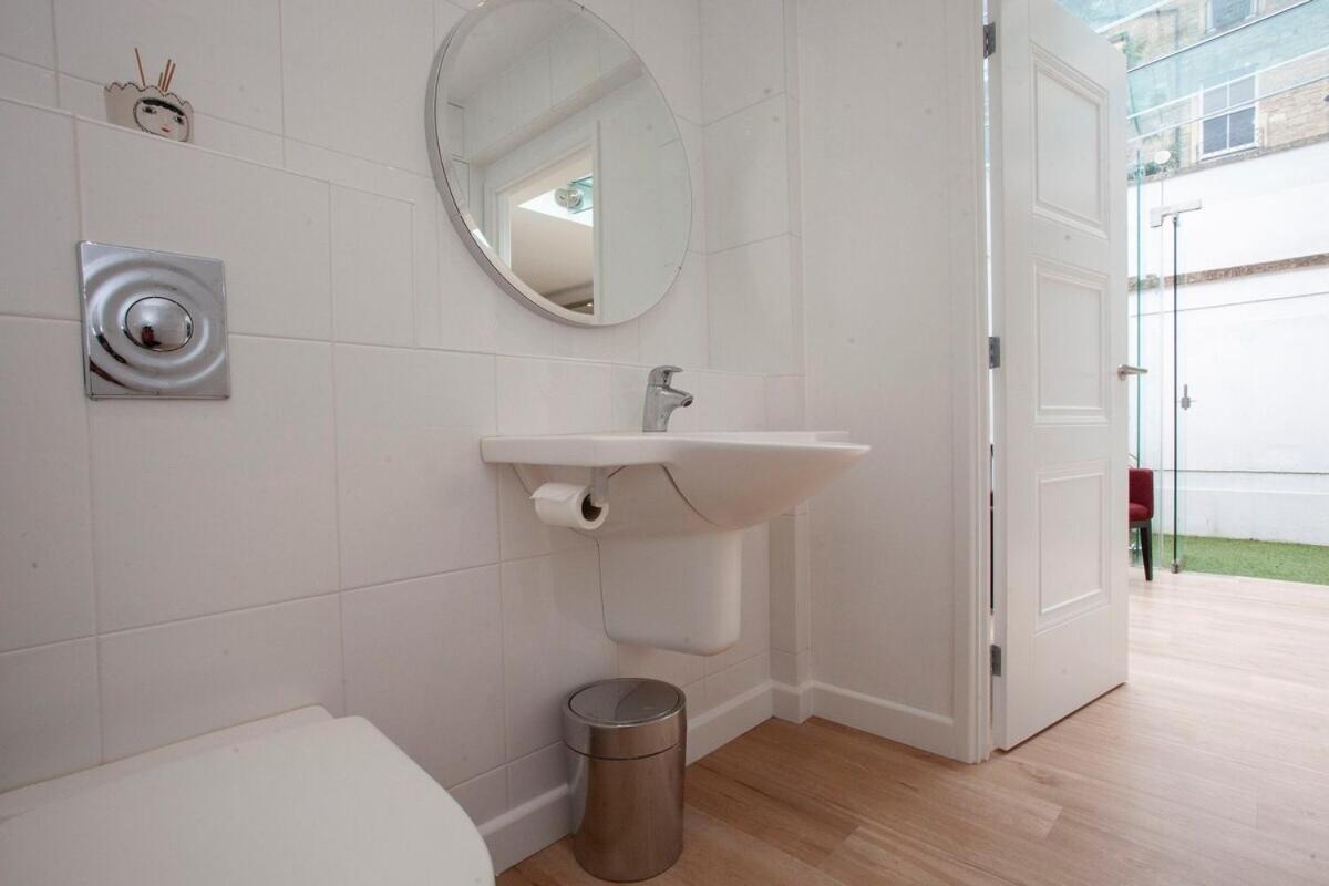 ※ Spacious Georgian Coach House & With Parking Bath Luaran gambar