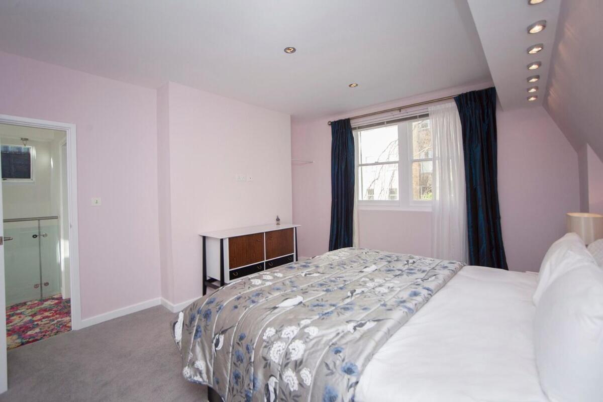 ※ Spacious Georgian Coach House & With Parking Bath Luaran gambar